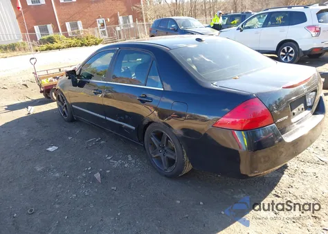 2007 Honda Accord 2.4 Ex z USA, uszkodzony, nr VIN 1HGCM56857A066223